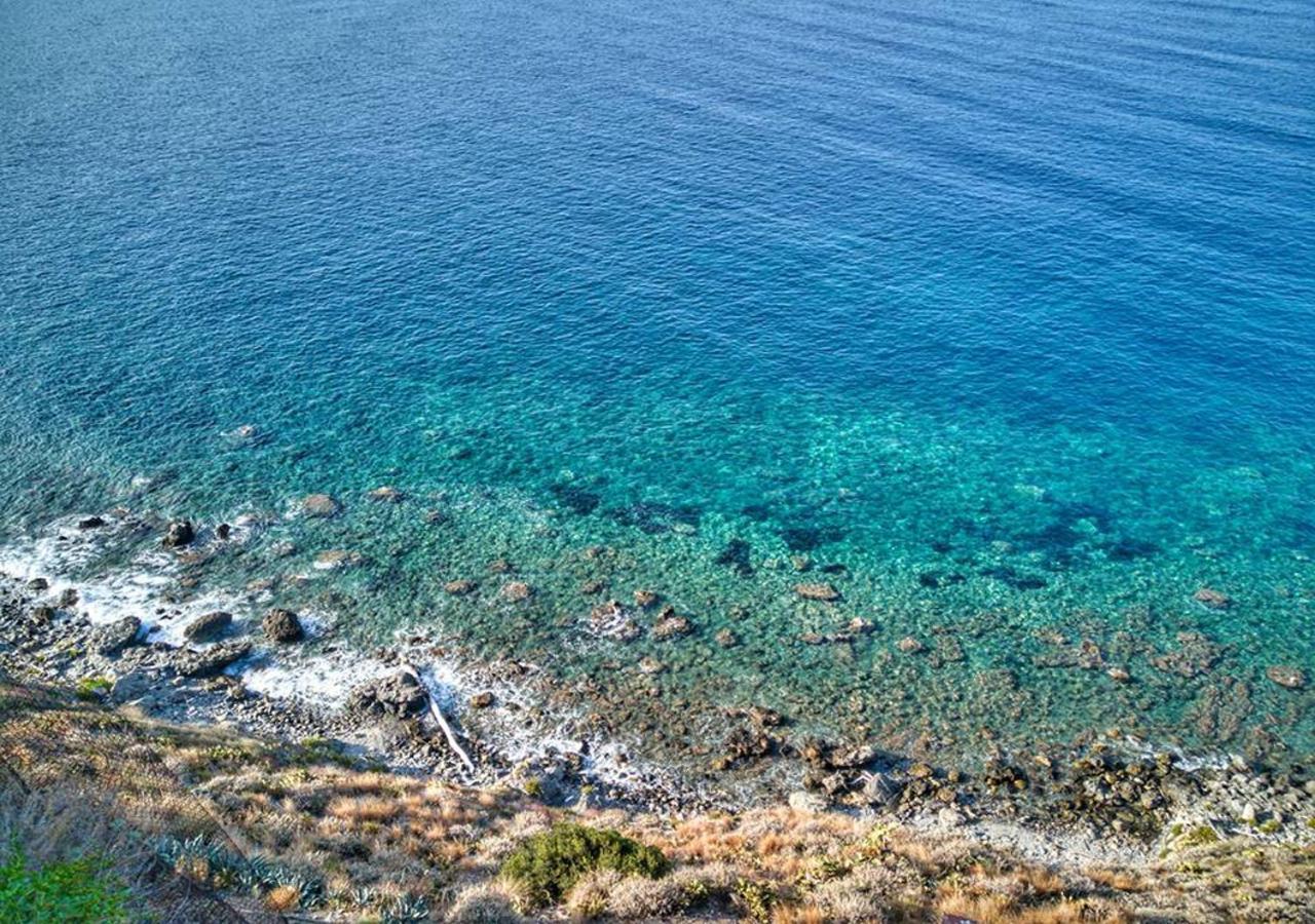 Baia Dei Delfini Aparthotel Furnari Kültér fotó